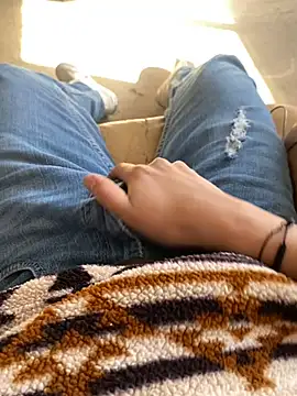 Snapshot of josle24 chatting on January 2025 08:26:01 PM josle24 online show from January 2025 08:26:01 PM