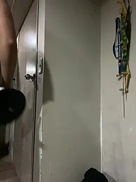 Snapshot of josle24 chatting on February 2025 06:20:01 AM josle24 online show from February 2025 06:20:01 AM