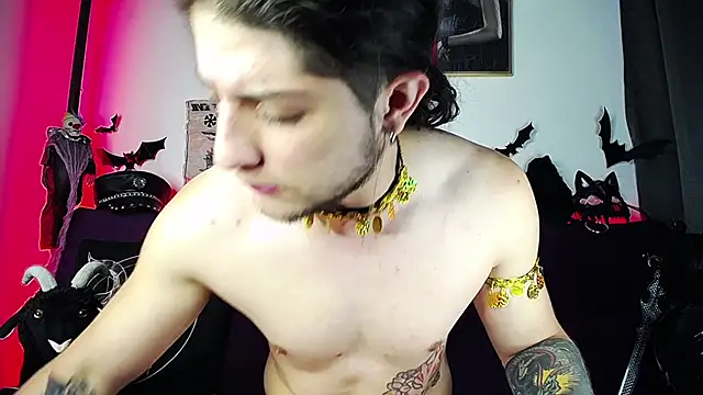 Snapshot of blckwolf_6 chatting on November 2025 04:09:02 PM blckwolf 6 online show from November 2025 04:09:02 PM