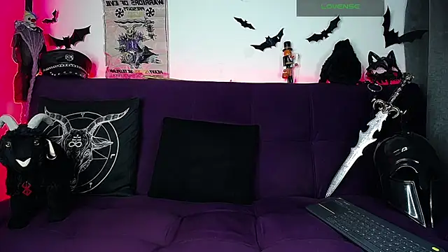 Snapshot of blckwolf_6 chatting on November 2025 10:31:02 PM blckwolf 6 online show from November 2025 10:31:02 PM