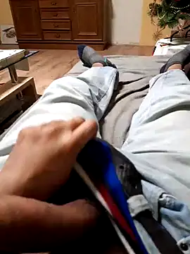 Snapshot of Big_Dick_22_in_Room chatting on December 2024 04:40:01 PM Big Dick 22 in Room online show from December 2024 04:40:01 PM