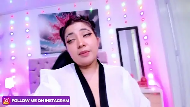 Emma monserrat online show from January 2025 09:39:02 AM