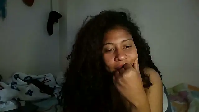 Ivon-09 online show from December 2024 02:24:02 PM