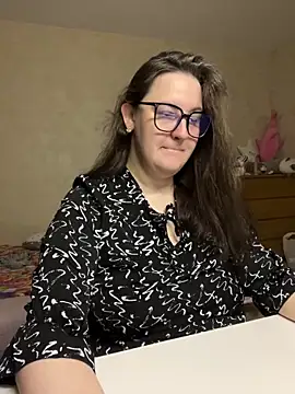 hungry1bunny online show from March 2026 06:00:01 PM