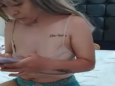 Snapshot of charlotte_slut chatting on February 2025 03:28:02 PM charlotte slut online show from February 2025 03:28:02 PM