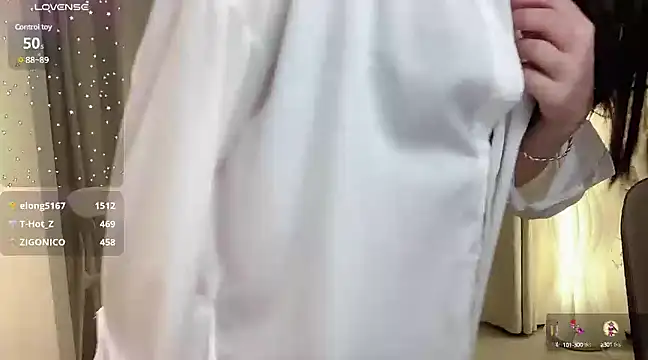 Snapshot of zhuzhu-520- chatting on December 2024 07:14:01 PM zhuzhu-520- online show from December 2024 07:14:01 PM