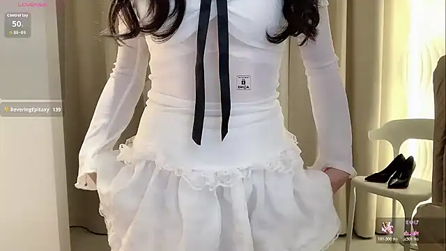 Snapshot of zhuzhu-520- chatting on November 2025 03:58:02 PM zhuzhu-520- online show from November 2025 03:58:02 PM