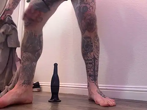 Snapshot of knottinchurch chatting on January 2025 08:11:02 AM knottinchurch online show from January 2025 08:11:02 AM