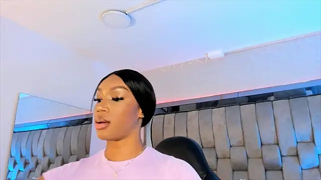 ChaynnaCooper online show from February 2025 12:05:02 PM