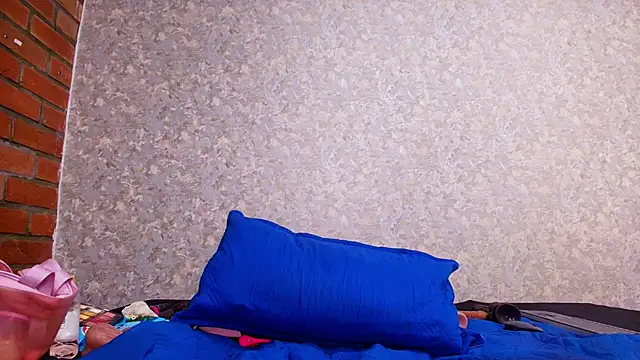 Snapshot of nicol_f chatting on January 2025 01:13:02 AM nicol f online show from January 2025 01:13:02 AM