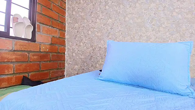 Snapshot of nicol_f chatting on October 2025 07:15:02 PM nicol f online show from October 2025 07:15:02 PM