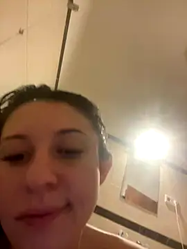 vienncica online show from October 2025 01:55:02 PM