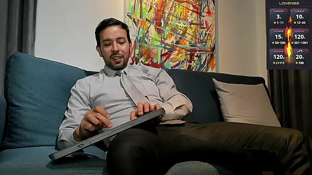 tommy raym0ndg online show from January 2025 10:19:01 PM