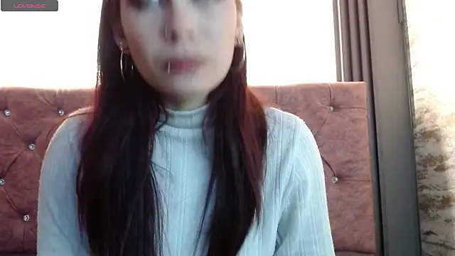 Snapshot of _yuyi chatting on November 2025 11:21:02 AM yuyi online show from November 2025 11:21:02 AM