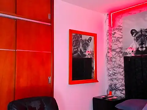 Aaron Toy online show from January 2026 08:25:02 PM