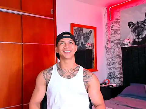 Aaron Toy online show from January 2026 05:49:02 PM