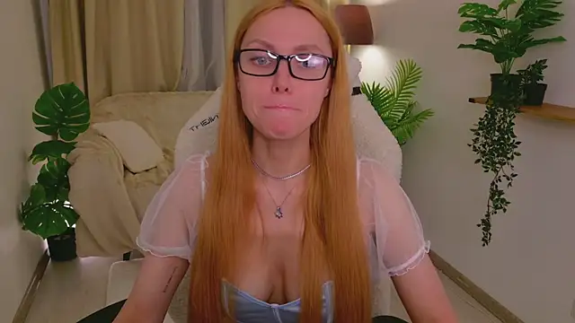 Snapshot of Love_Call chatting on July 2026 02:29:01 AM Love Call online show from July 2026 02:29:01 AM