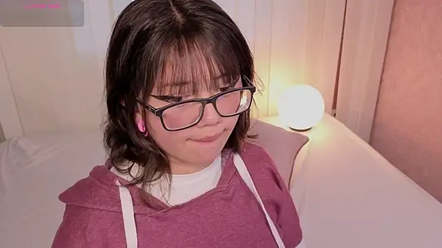 missy taylor  online show from September 2025 07:50:01 PM