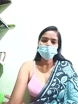 anusiya01 online show from November 2025 02:33:01 AM