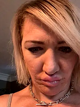 Snapshot of camdanz777 chatting on September 2025 04:20:02 PM camdanz777 online show from September 2025 04:20:02 PM