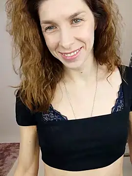 Snapshot of YourSuperModel chatting on January 2026 09:14:01 AM YourSuperModel online show from January 2026 09:14:01 AM