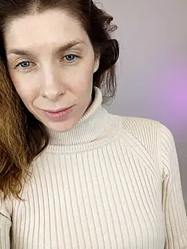 Snapshot of YourSuperModel chatting on January 2026 02:10:01 PM YourSuperModel online show from January 2026 02:10:01 PM