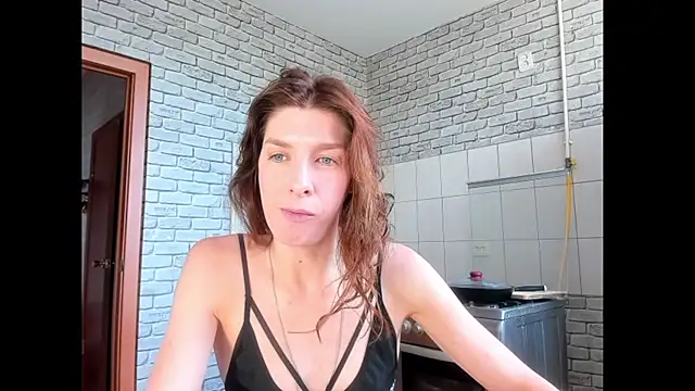 Snapshot of YourSuperModel chatting on May 2026 05:04:02 AM YourSuperModel online show from May 2026 05:04:02 AM