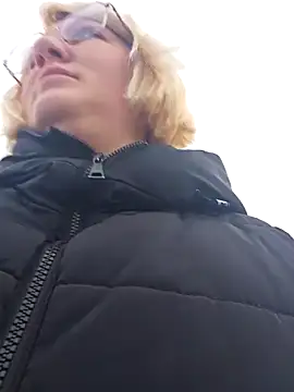 Snapshot of -Schweppes- chatting on January 2025 07:15:02 AM -Schweppes- online show from January 2025 07:15:02 AM