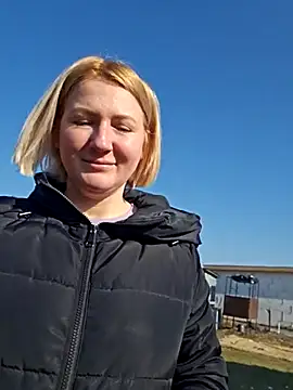 Snapshot of -Schweppes- chatting on February 2025 10:15:02 AM -Schweppes- online show from February 2025 10:15:02 AM