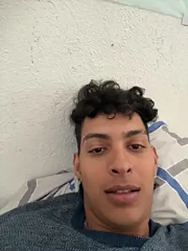 ValenSuarez25 online show from July 2026 03:36:02 PM