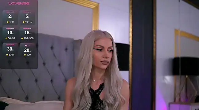 KiaHarper online show from February 2025 07:35:01 PM