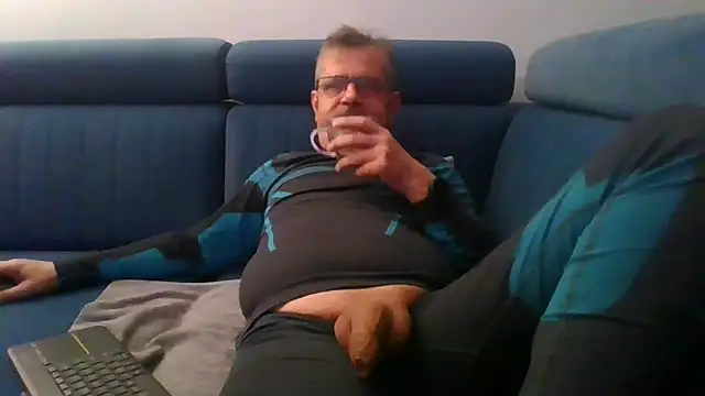 Snapshot of axecoman60 chatting on March 2025 06:23:02 PM axecoman60 online show from March 2025 06:23:02 PM