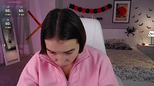 Bellla Haddid online show from November 2025 01:30:02 AM