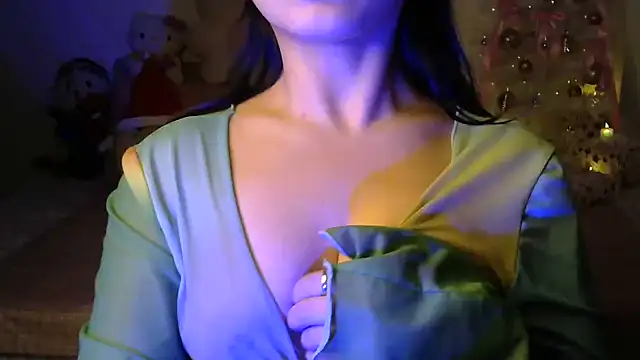 amrita2210 online show from December 2025 06:57:02 PM