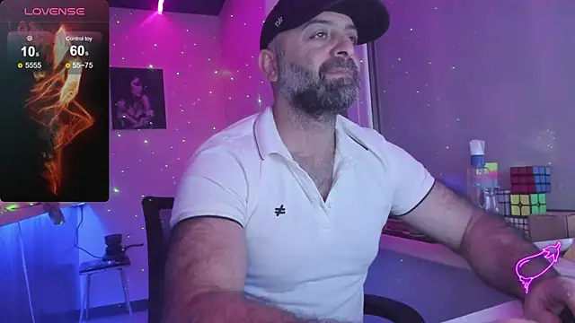 Snapshot of MAGABEAR077 chatting on October 2025 04:46:01 PM MAGABEAR077 online show from October 2025 04:46:01 PM