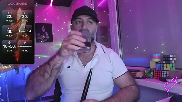 Snapshot of MAGABEAR077 chatting on October 2025 02:14:02 AM MAGABEAR077 online show from October 2025 02:14:02 AM