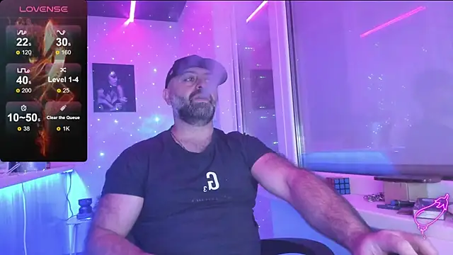 Snapshot of MAGABEAR077 chatting on November 2025 07:58:01 PM MAGABEAR077 online show from November 2025 07:58:01 PM