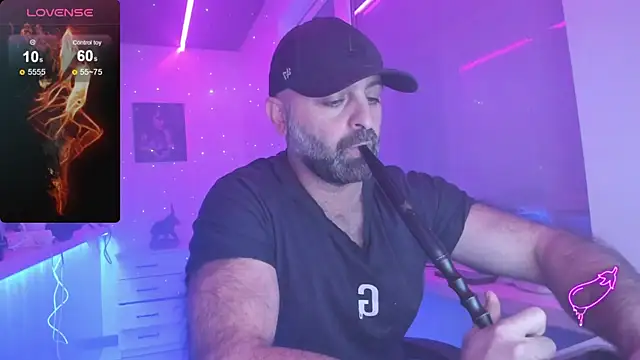 Snapshot of MAGABEAR077 chatting on November 2025 12:27:02 PM MAGABEAR077 online show from November 2025 12:27:02 PM