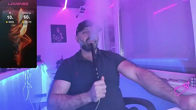 Snapshot of MAGABEAR077 chatting on November 2025 02:40:02 PM MAGABEAR077 online show from November 2025 02:40:02 PM