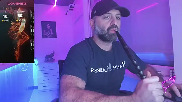 Snapshot of MAGABEAR077 chatting on December 2025 08:26:01 PM MAGABEAR077 online show from December 2025 08:26:01 PM