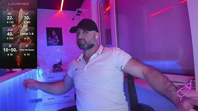 Snapshot of MAGABEAR077 chatting on December 2025 09:51:02 AM MAGABEAR077 online show from December 2025 09:51:02 AM