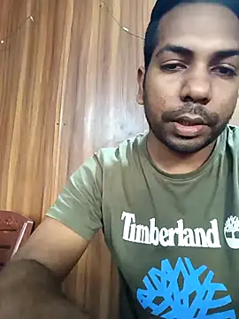 Snapshot of Shinehard10 chatting on November 2025 06:14:01 AM Shinehard10 online show from November 2025 06:14:01 AM