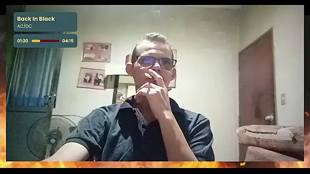 Snapshot of Aj_love22 chatting on January 2025 02:41:01 AM Aj love22 online show from January 2025 02:41:01 AM