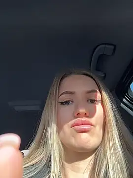 Devill Angel  online show from April 2026 06:07:02 AM