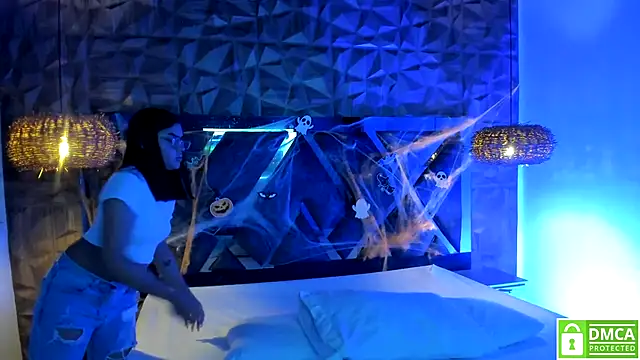 Rose Evans   online show from November 2025 04:22:02 AM