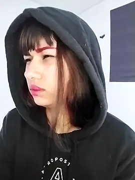 Little-Lucifer online show from September 2025 06:24:01 PM