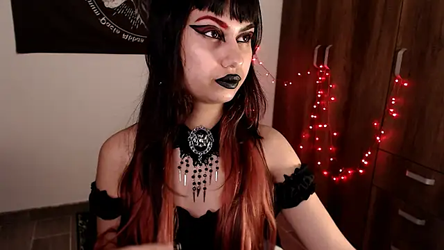 Little-Lucifer online show from March 2026 11:00:02 PM