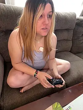 PuckBunny17 online show from December 2024 04:17:01 PM