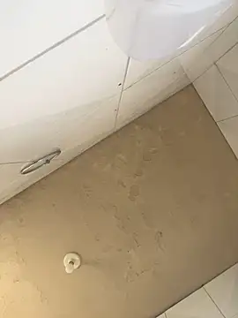 Snapshot of Vih222 chatting on February 2025 02:04:02 PM Vih222 online show from February 2025 02:04:02 PM