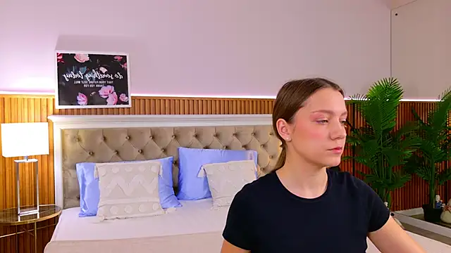 AliceBrayan online show from February 2025 05:12:02 AM